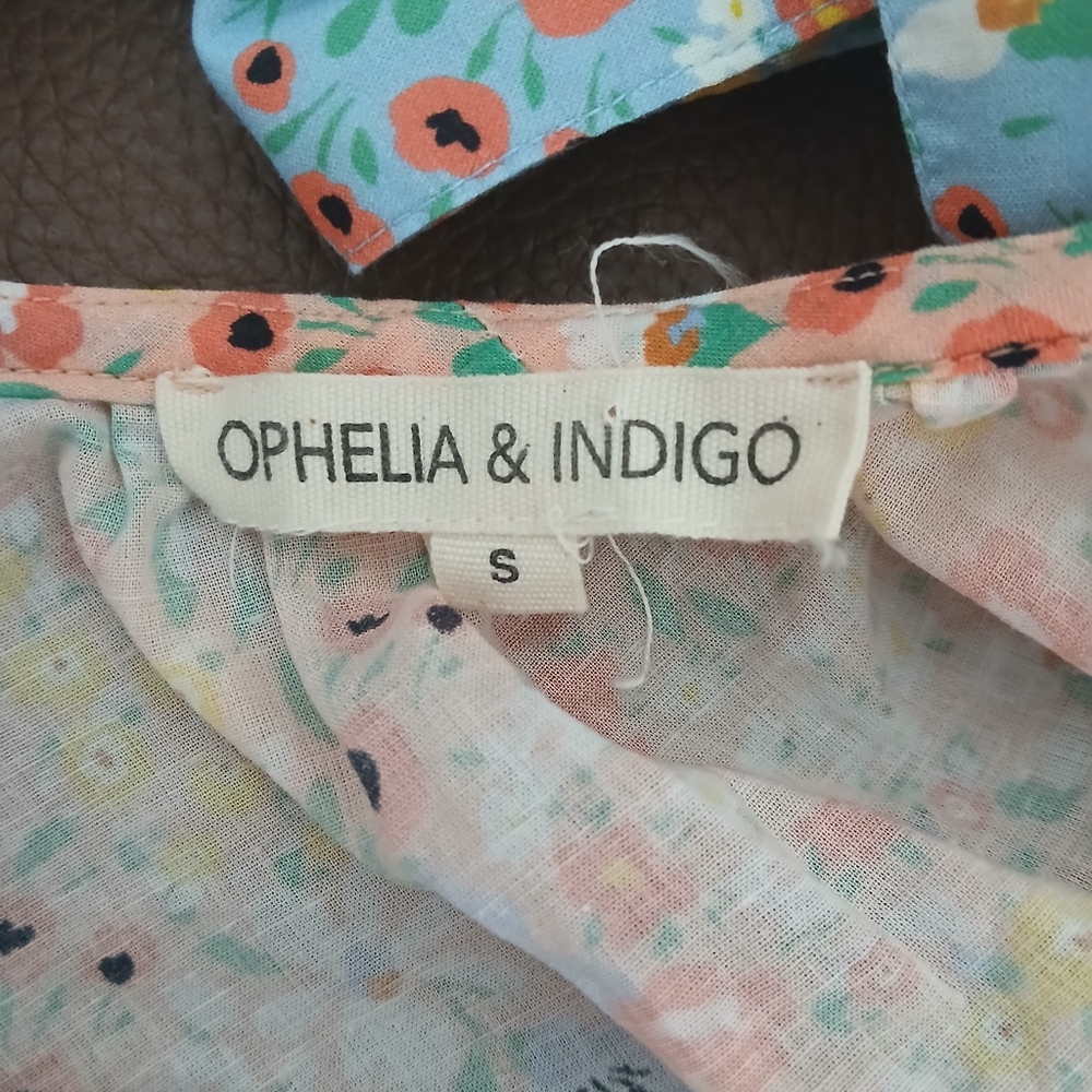 Ophelia & Indigo Floral Honor Top - Picture 4 of 5